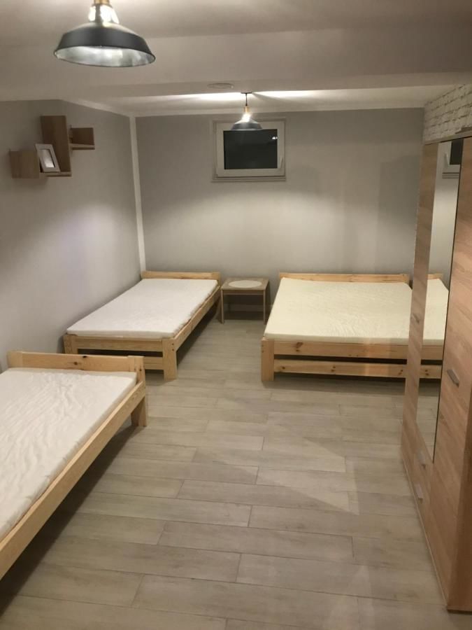 Проживание в семье Sajenek_pl Loft Basment Room Августов